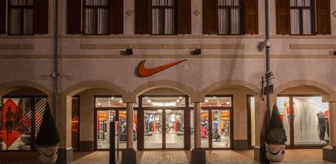 outlet nike roermond|nike mcarthurglen roermond.